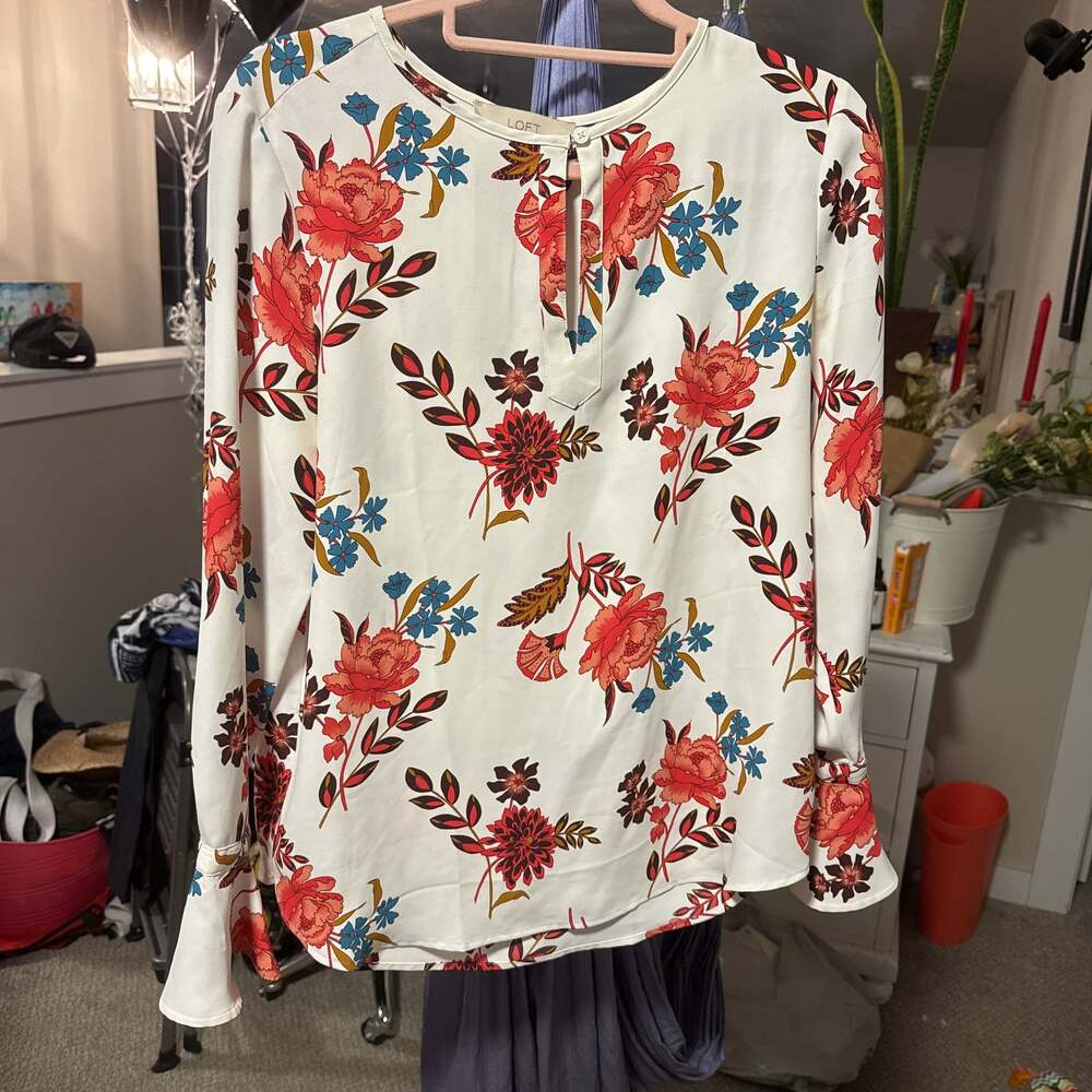 Tags on, LOFT White Floral Print Blouse Keyhole Bell Sleeve